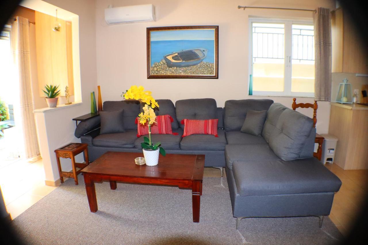 Filoxenia Apartment Athene Buitenkant foto