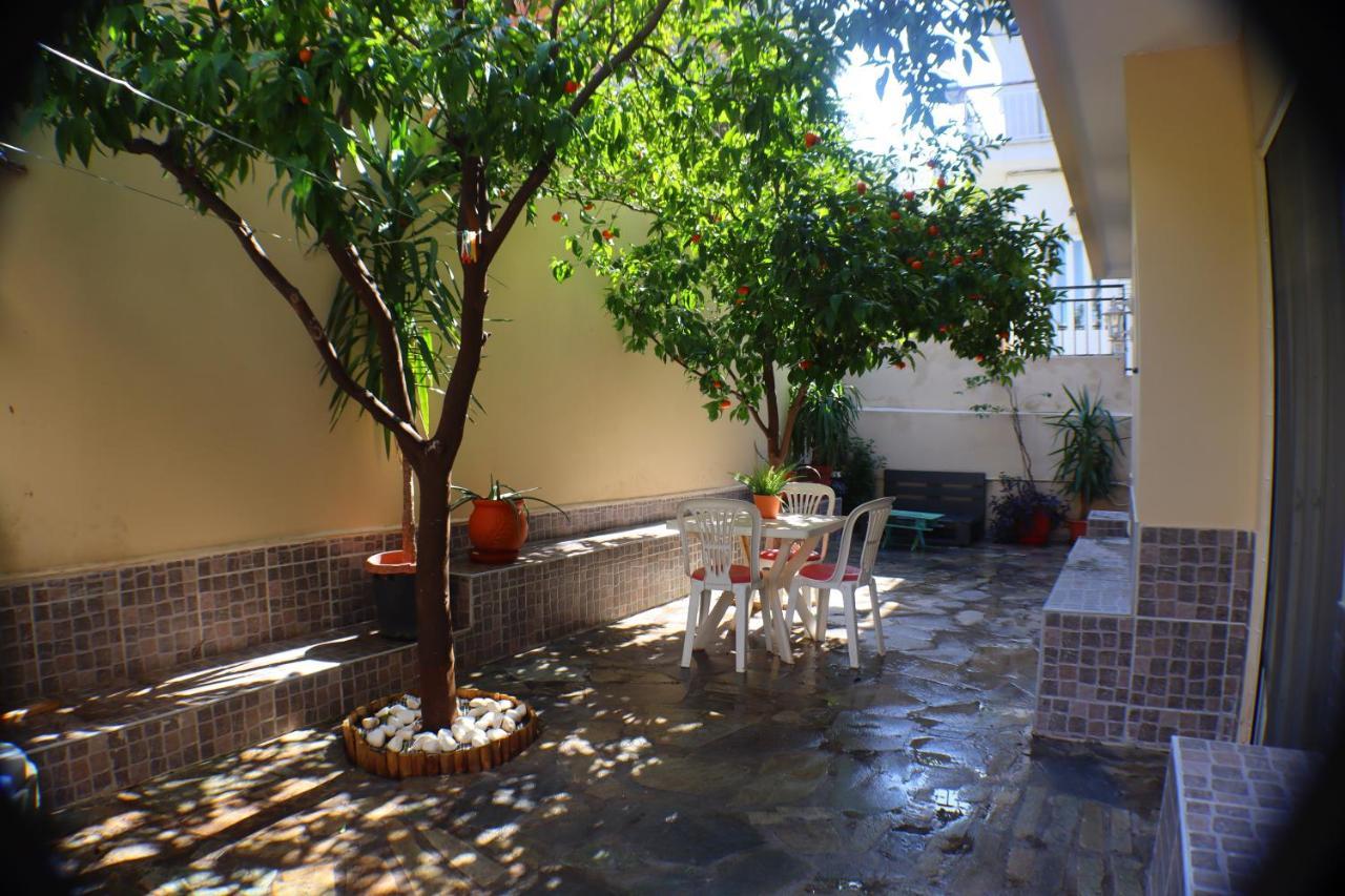 Filoxenia Apartment Athene Buitenkant foto