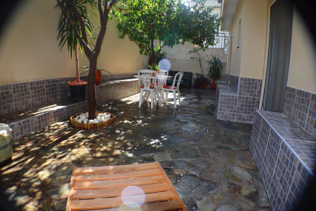 Filoxenia Apartment Athene Buitenkant foto